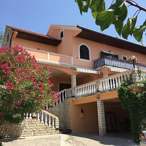 Tartuga Apartman Rab Town